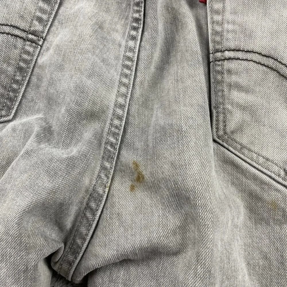Levis stains please